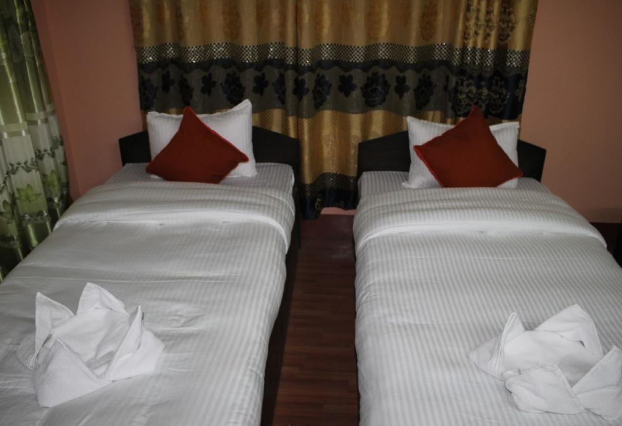 קטמנדו Travellers Dorm Bed & Breakfast מראה חיצוני תמונה