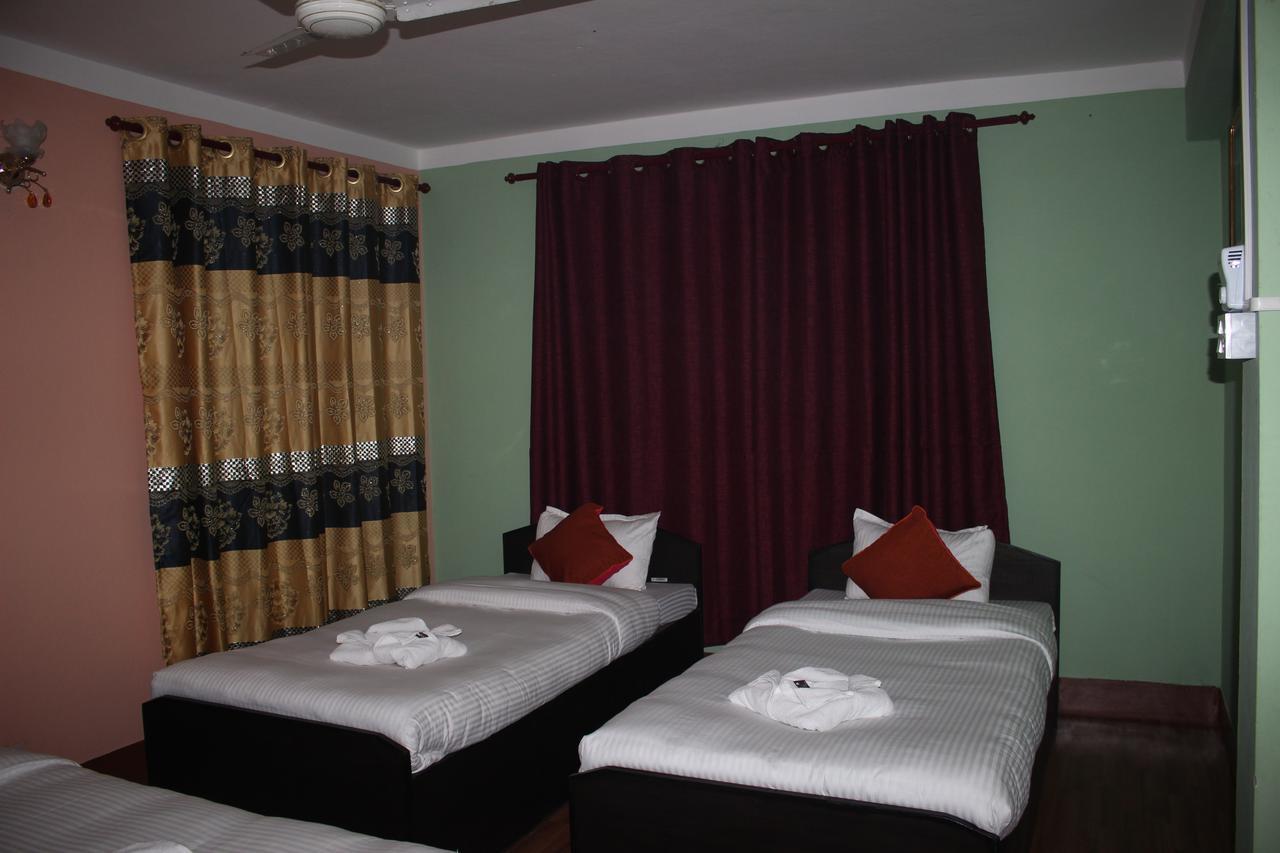קטמנדו Travellers Dorm Bed & Breakfast מראה חיצוני תמונה